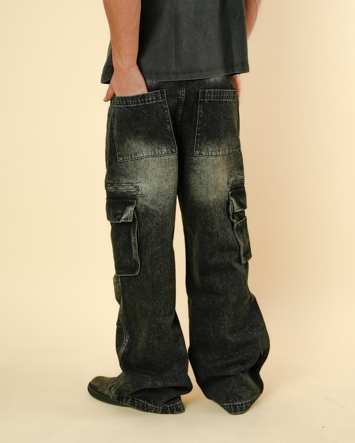 BELTED CARGO POCKET DENIM - BLACK WASH