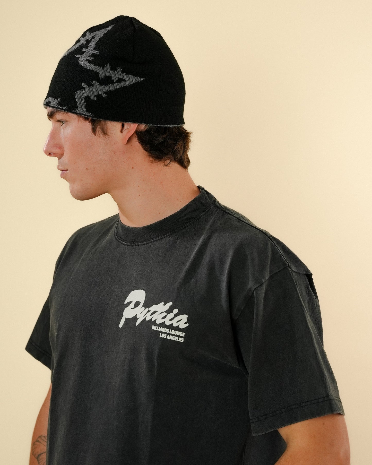 REVERSIBLE BEANIE - GREY/BLACK
